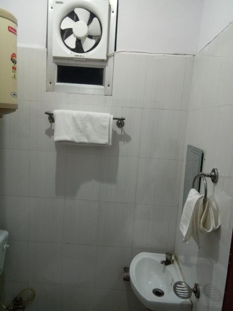 Hotel Kamal Lucknow Exterior foto